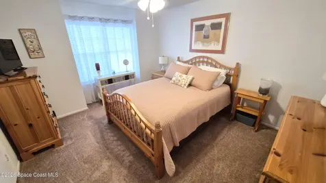 4822 Lake Waterford Way W Melbourne FL 32901