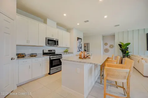 1402 Dunblane Way NE Palm Bay FL 32905