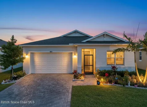 821 Antibes Court NW Palm Bay FL 32907
