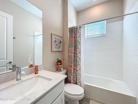 821 Antibes Court NW Palm Bay FL 32907