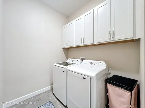 821 Antibes Court NW Palm Bay FL 32907