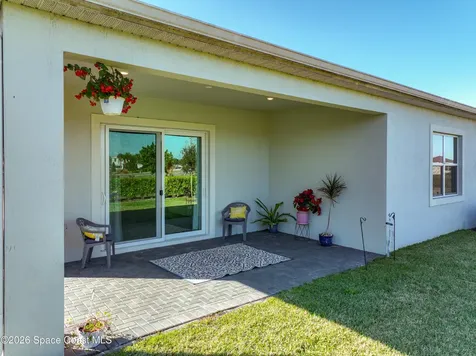 821 Antibes Court NW Palm Bay FL 32907
