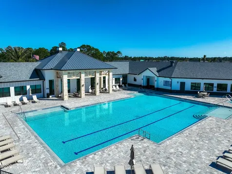 821 Antibes Court NW Palm Bay FL 32907
