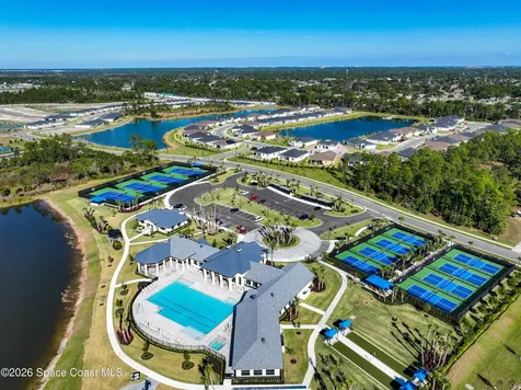 821 Antibes Court NW Palm Bay FL 32907