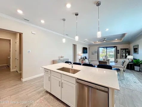 821 Antibes Court NW Palm Bay FL 32907