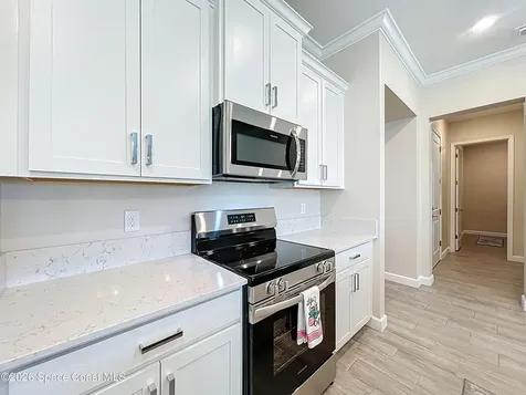821 Antibes Court NW Palm Bay FL 32907
