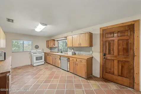 5195 Blounts Ridge Road Mims FL 32754