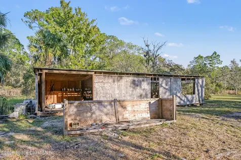 5195 Blounts Ridge Road Mims FL 32754