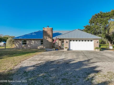 2940 Flounder Creek Road Mims FL 32754