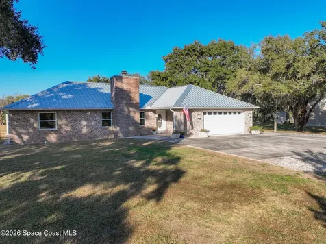 2940 Flounder Creek Road Mims FL 32754