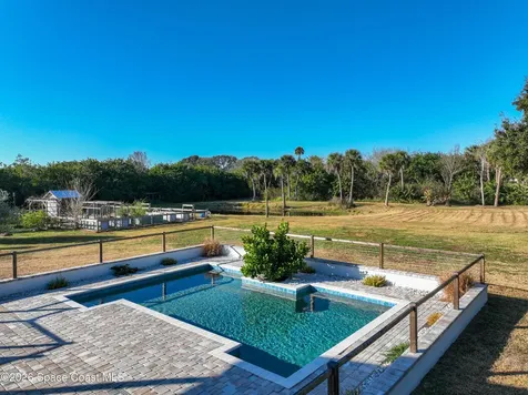 2940 Flounder Creek Road Mims FL 32754
