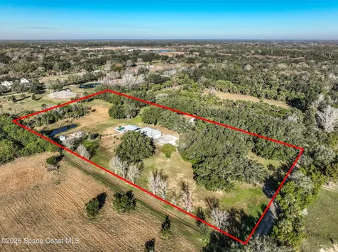 2940 Flounder Creek Road Mims FL 32754