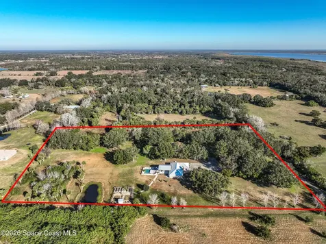 2940 Flounder Creek Road Mims FL 32754