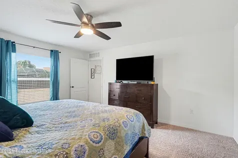 1986 Waukesha Avenue SE Palm Bay FL 32909