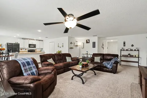 1986 Waukesha Avenue SE Palm Bay FL 32909