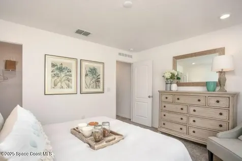 218 Triana Avenue SW Palm Bay FL 32908