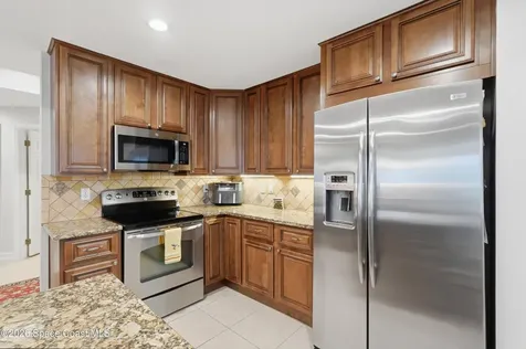 93 Delannoy Avenue Cocoa FL 32922
