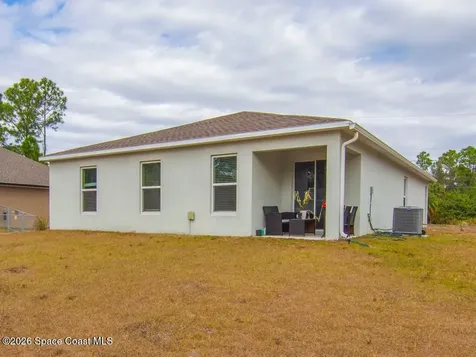 496 Vanguard Street SE Palm Bay FL 32909