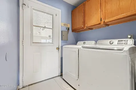 4950 Country Place Grant FL 32949