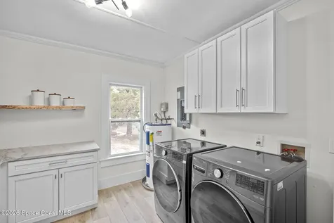 803 N Indian River Drive N Cocoa FL 32922