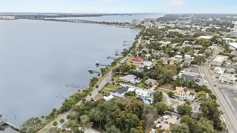 803 N Indian River Drive N Cocoa FL 32922