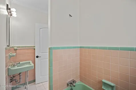 803 N Indian River Drive N Cocoa FL 32922