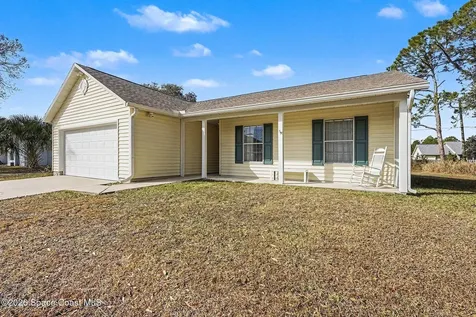 1592 Jasper Avenue NW Palm Bay FL 32907