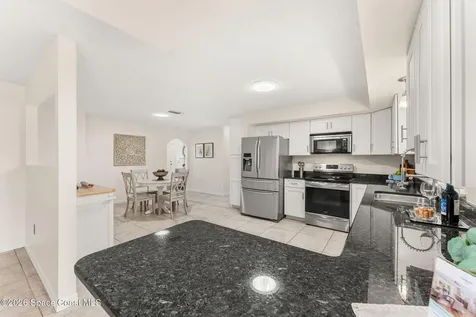 175 Via De La Reina Merritt Island FL 32953
