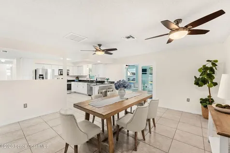 175 Via De La Reina Merritt Island FL 32953