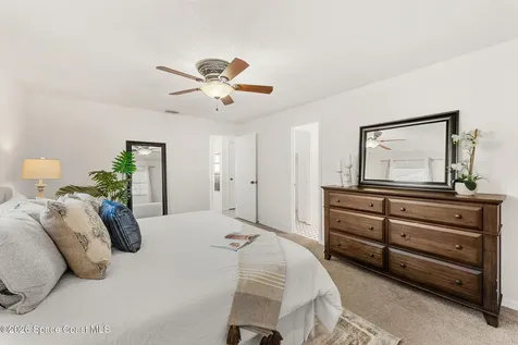 175 Via De La Reina Merritt Island FL 32953