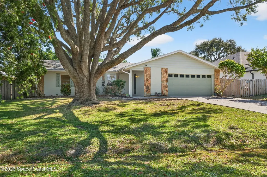 1233 Ach Court NW Palm Bay FL 32907