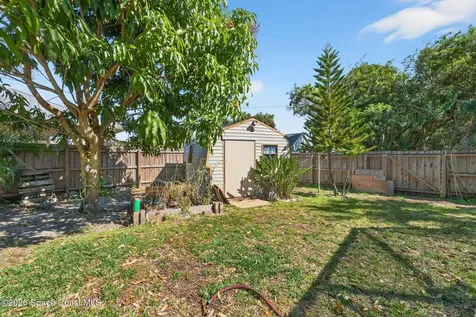 1233 Ach Court NW Palm Bay FL 32907