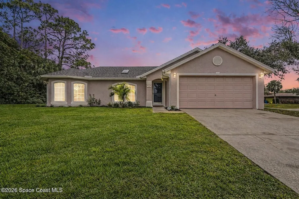 998 Haas Avenue NE Palm Bay FL 32907