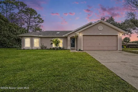998 Haas Avenue NE Palm Bay FL 32907
