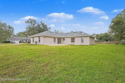 998 Haas Avenue NE Palm Bay FL 32907