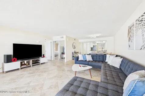 55 N 4th Street Cocoa Beach FL 32931