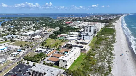 55 N 4th Street Cocoa Beach FL 32931