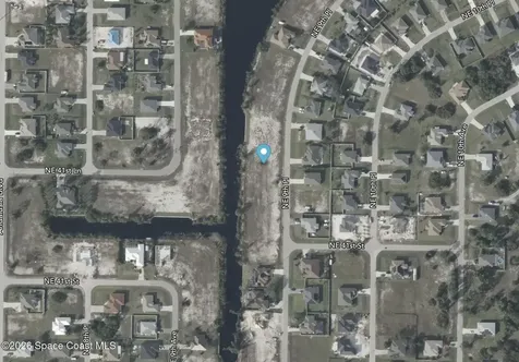 4112 NE 9th Place Cape Coral FL 33904
