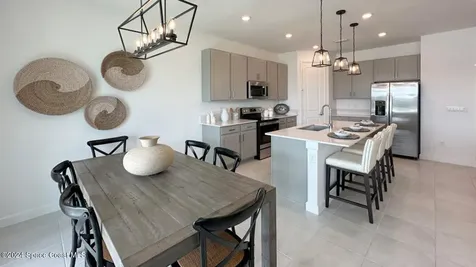 2314 Majorelle Drive NW Palm Bay FL 32907