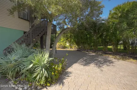 254 Woody Circle Melbourne Beach FL 32951