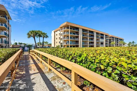8498 Ridgewood Avenue Cape Canaveral FL 32920