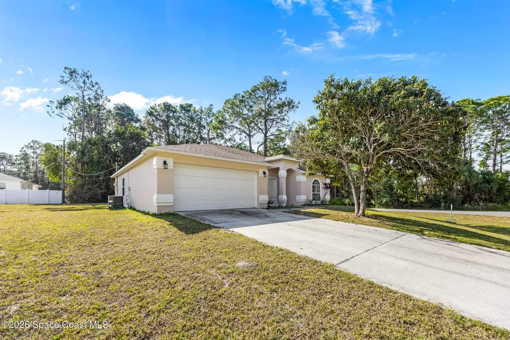 1596 Holbrook Road NW Palm Bay FL 32907