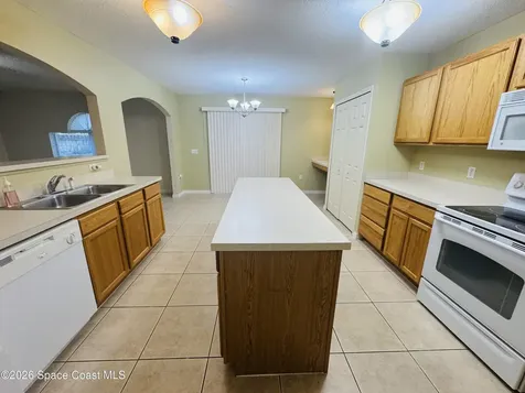4550 Elena Way Melbourne FL 32934
