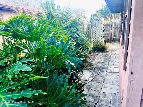 565 Heather Avenue NE Palm Bay FL 32907
