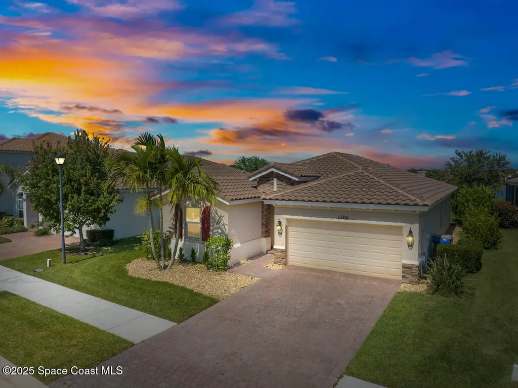 1786 Berkshire Circle SW Vero Beach FL 32968
