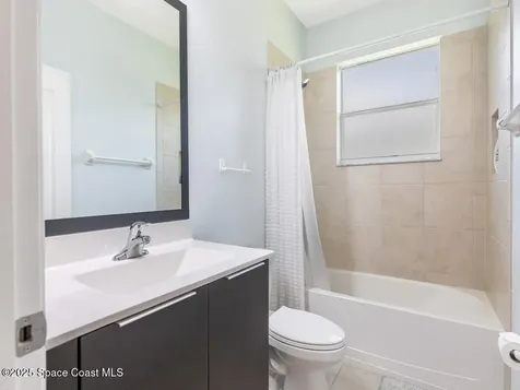1786 Berkshire Circle SW Vero Beach FL 32968