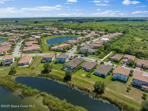 1786 Berkshire Circle SW Vero Beach FL 32968