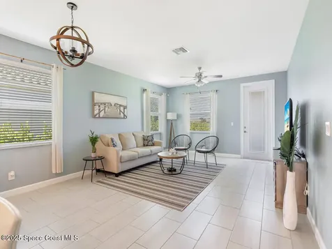 1786 Berkshire Circle SW Vero Beach FL 32968