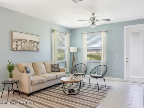 1786 Berkshire Circle SW Vero Beach FL 32968