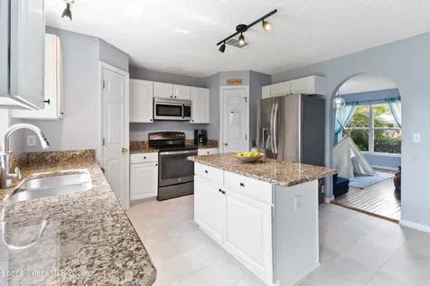 1531 Vista Lake Circle Melbourne FL 32904